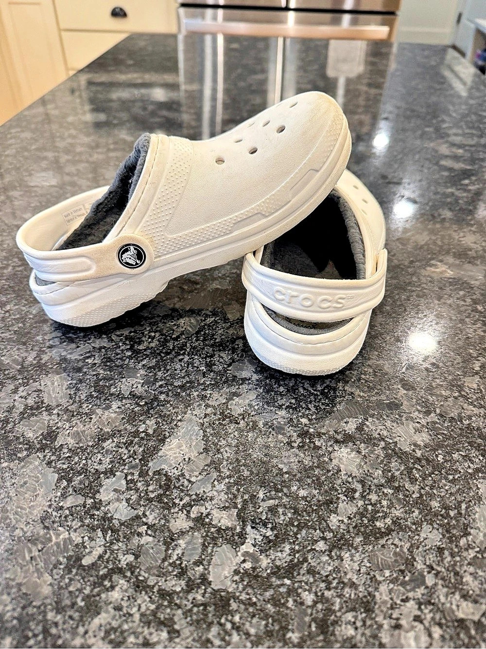 Crocs Classic Lined Clogs White Youth 2